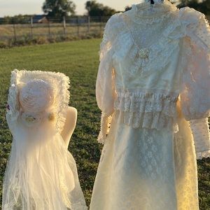 Gorgeous Vintage 3-piece wedding dress set.